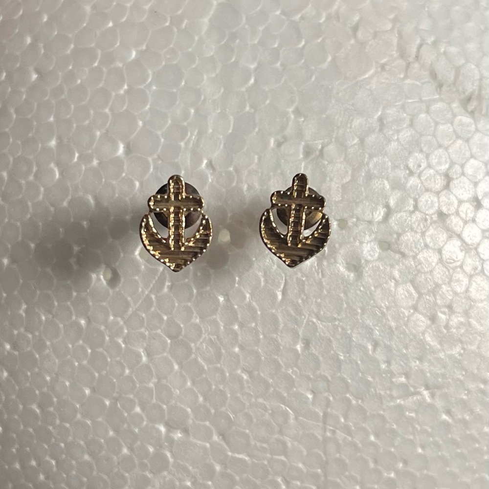 Little Gold Toned Anchor Studded Pierced Earrings